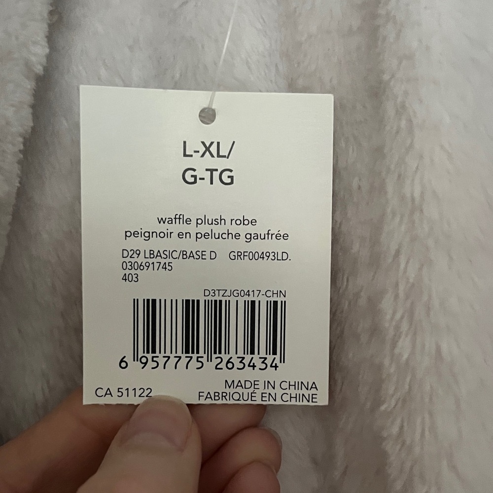 Women's Cozy off-white Robe - Picture 2 of 5